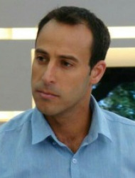 Azri Amram