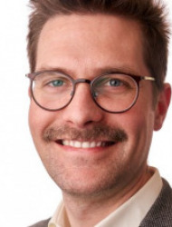 Halft	Dennis