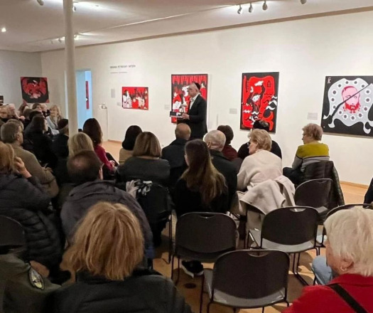  Former IIAS Fellow Yohanan Petrovsky-Shtern Unveils War-themed Exhibition in Chicago